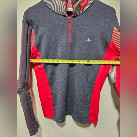 Ramos Padded Sweater READ DESCRIPTION - Picture 5 of 16